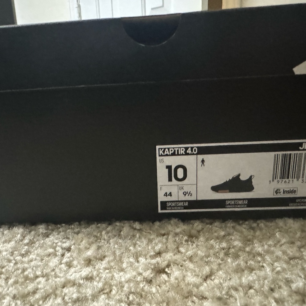 Adidas Kaptir 4.0 Black/Gum Running Shoes